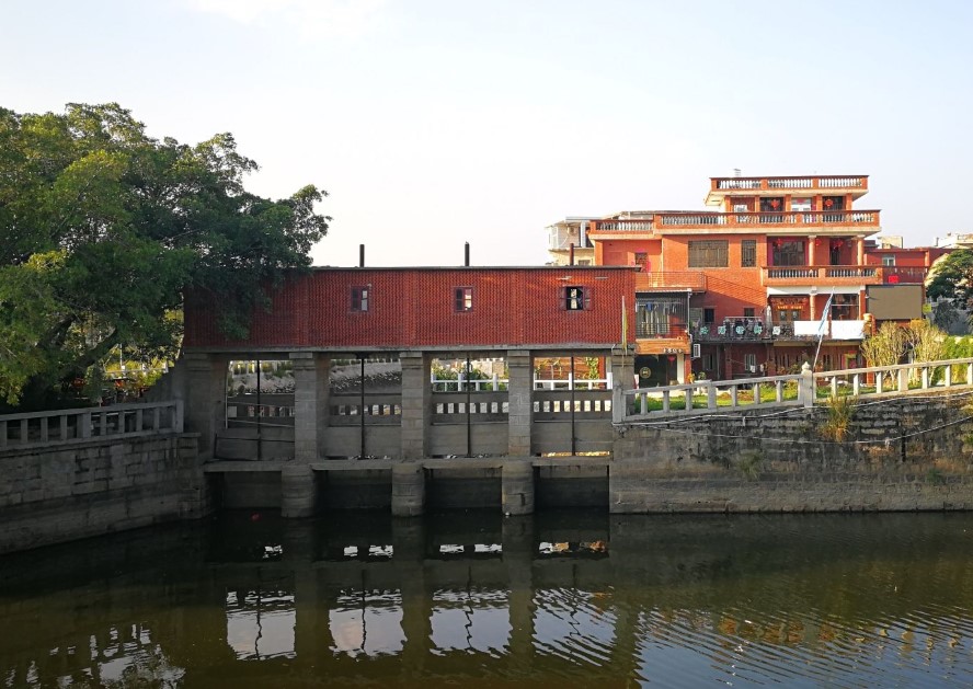 “三科變頻器”